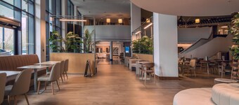 Hilton London Heathrow Airport Terminal 5