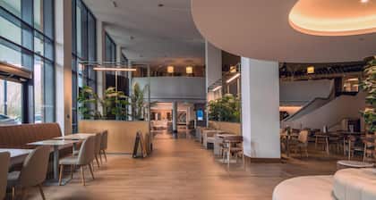 Hilton London Heathrow Airport Terminal 5