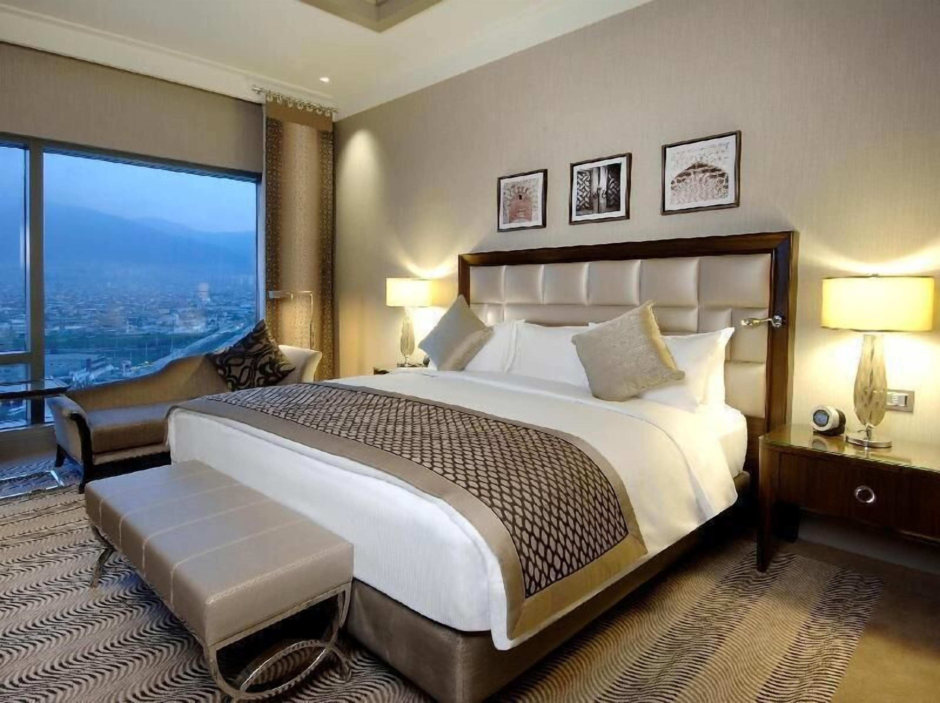 Premium bedding, in-room safe, desk, soundproofing