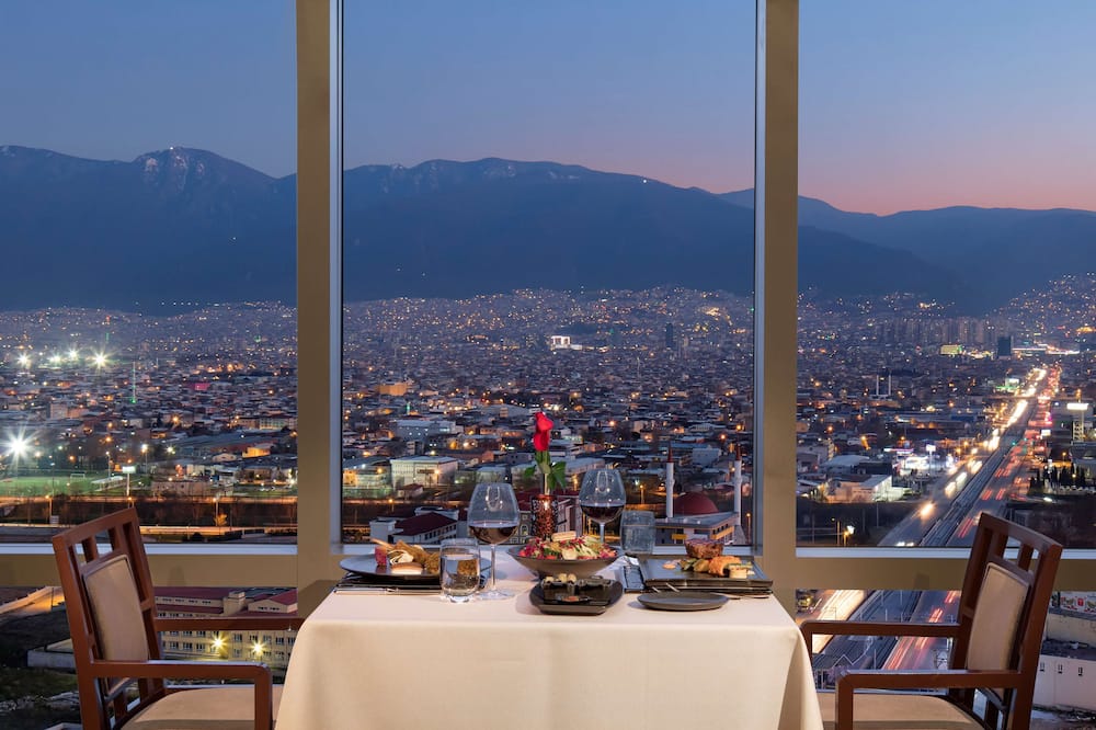Hilton Bursa Convention Center & Spa