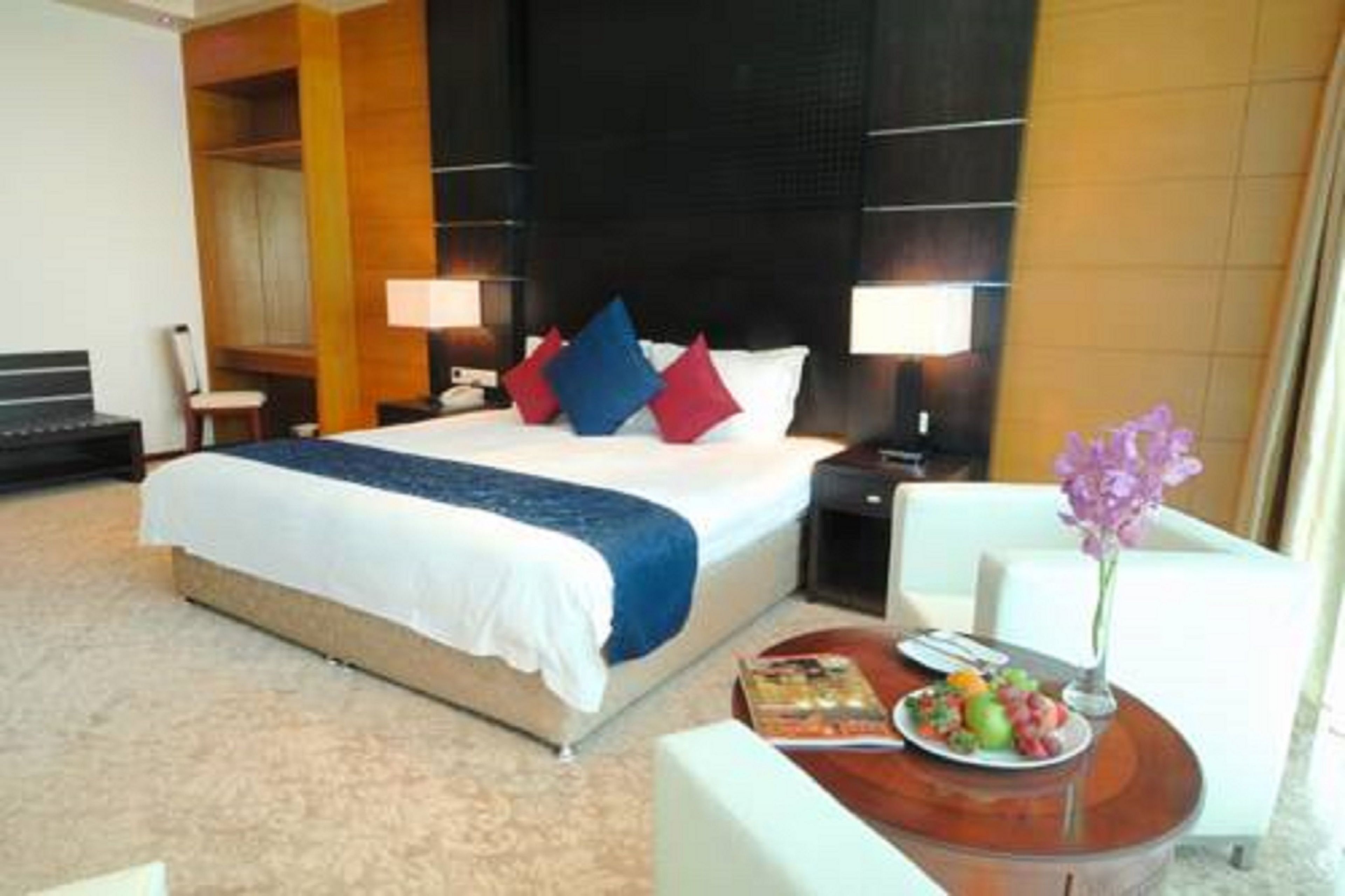 1 bedroom, minibar, in-room safe, desk