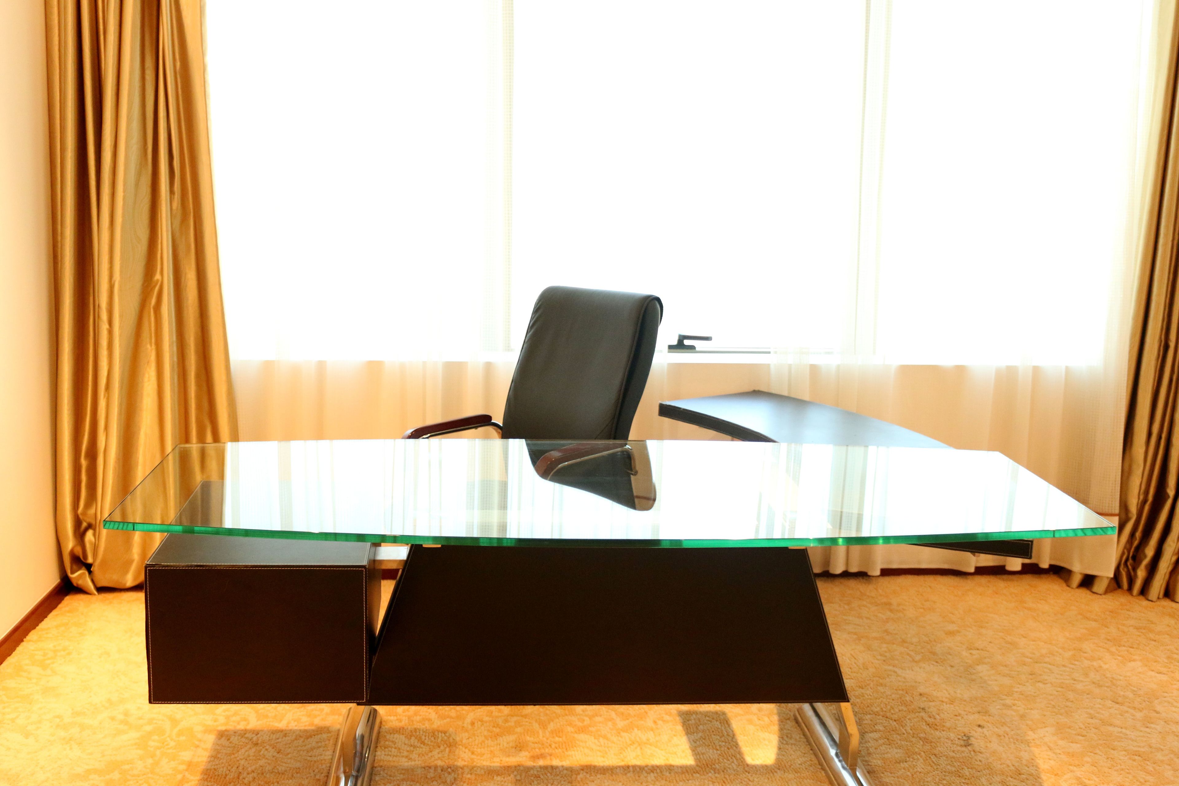 presidential suite | in-room business centre