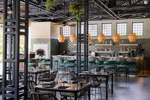 Ze serveren er ontbijt, lunch, diner en brunch