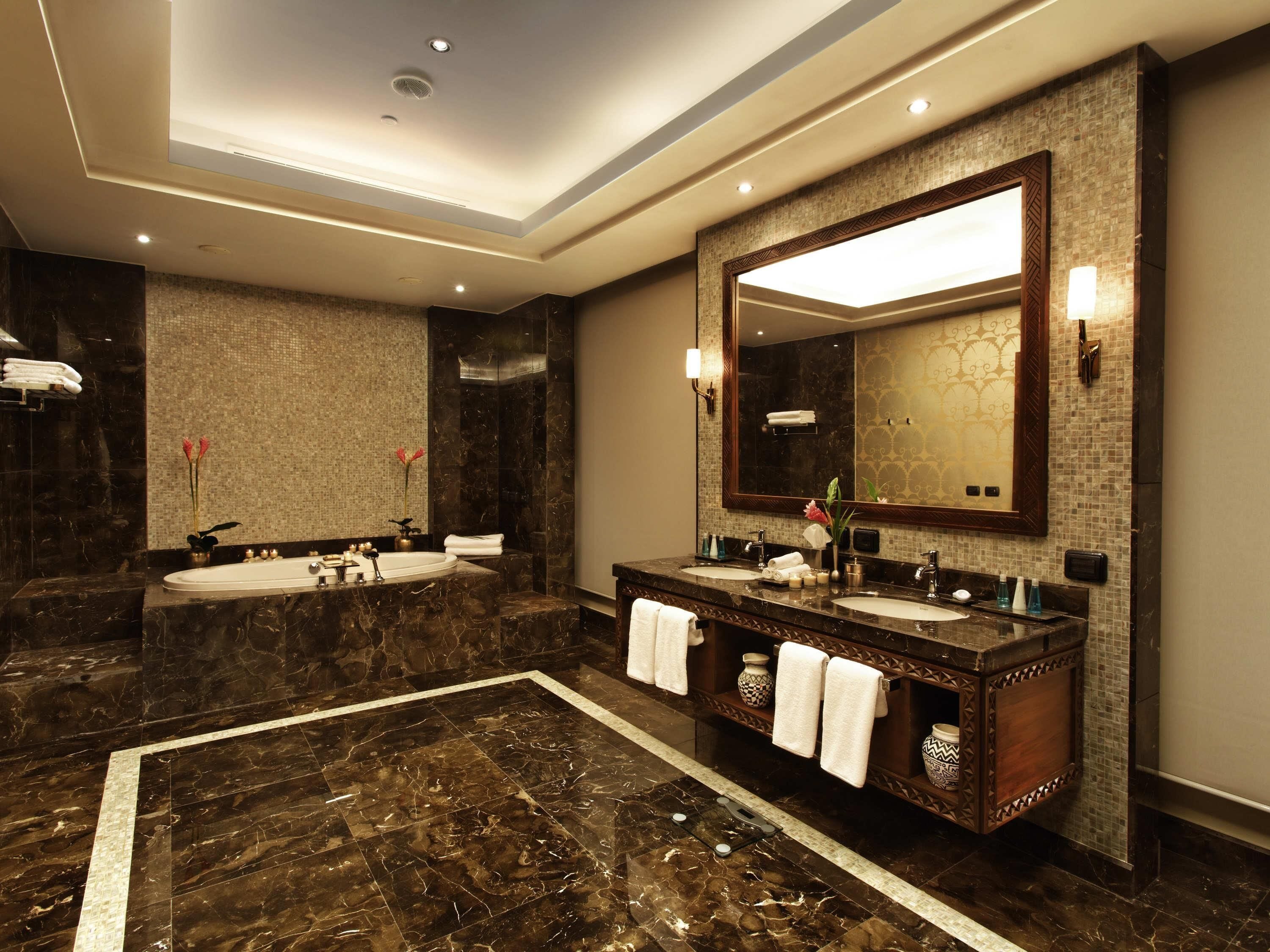 Literie de qualité supérieure, minibar, coffres-forts dans les chambres