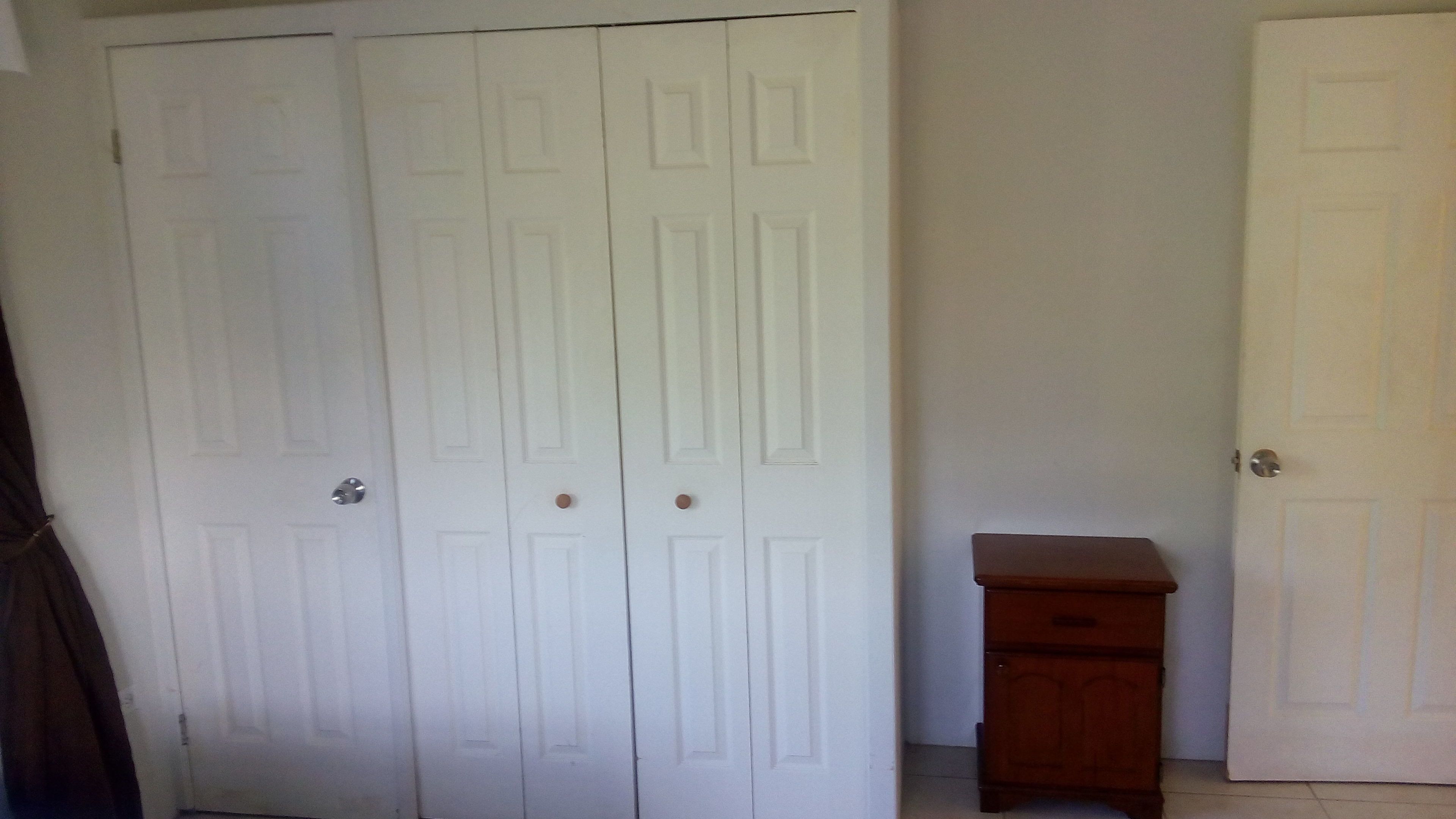 suite, 2 bedrooms | 1 bedroom, desk, iron/ironing board, free wifi