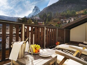 View from property - Hotel Garni Testa Grigia (Zermatt)