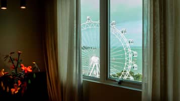 Superior Room, 1 Double Bed, Sea View | In-room safe, desk, blackout curtains, iron/ironing board (on request)