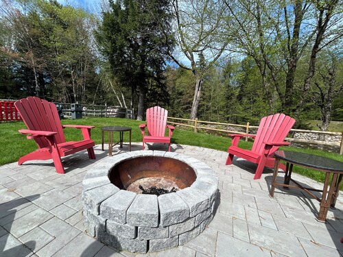 White Mountain Motel And Cottages