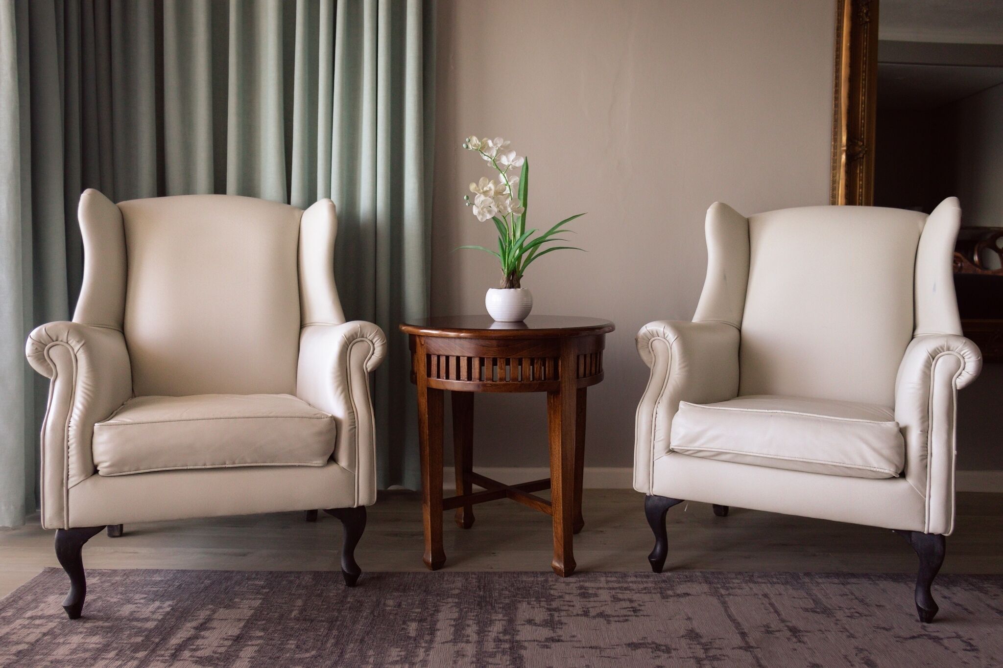 32-inch tv with satellite channels