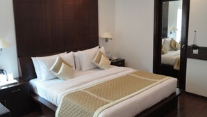 Suite Junior | Minibar, coffre-fort, bureau
