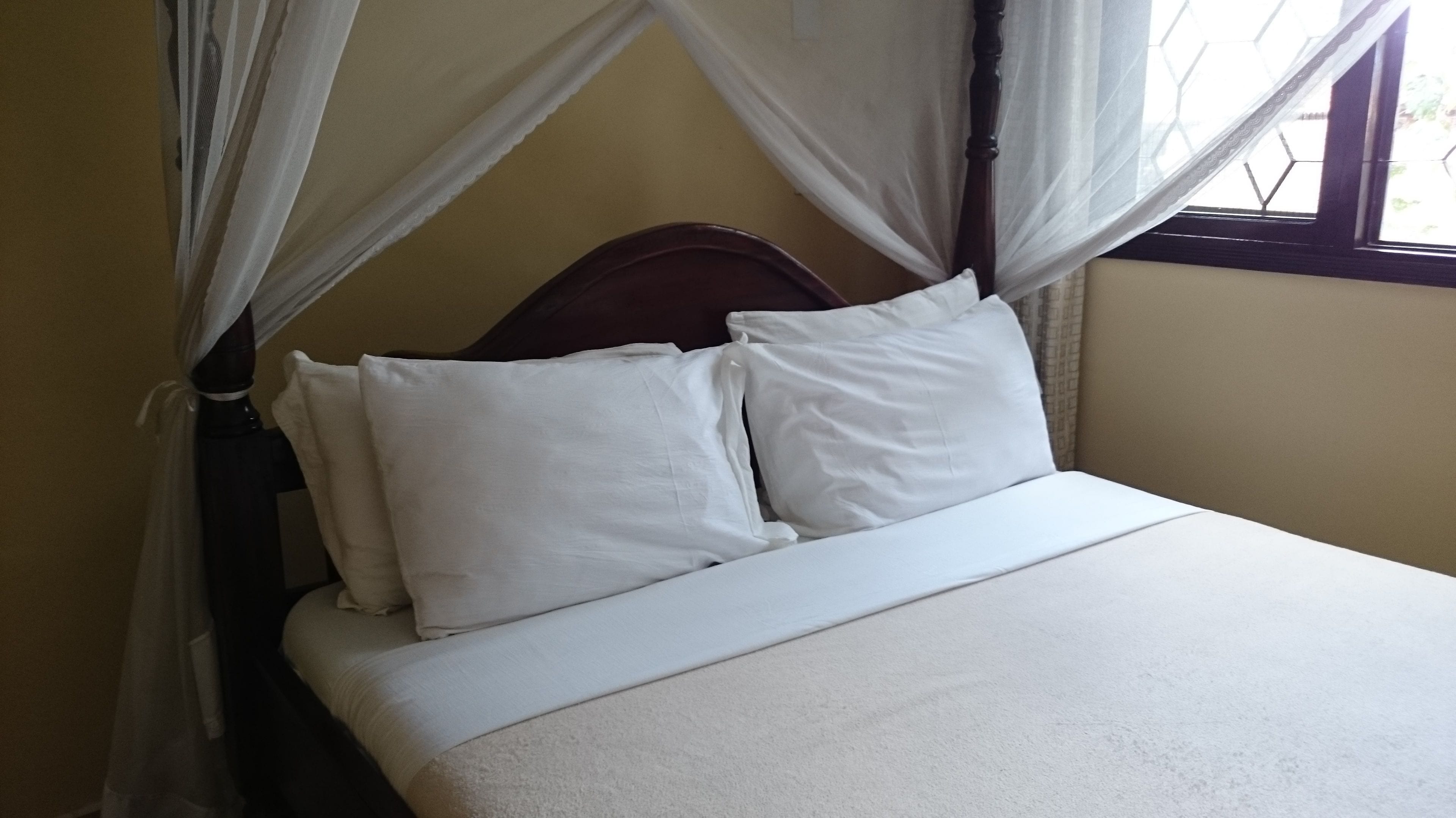 1 bedroom, desk, laptop workspace, free wifi