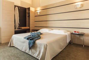 Literie de qualité supérieure, couette en duvet d'oie, minibar