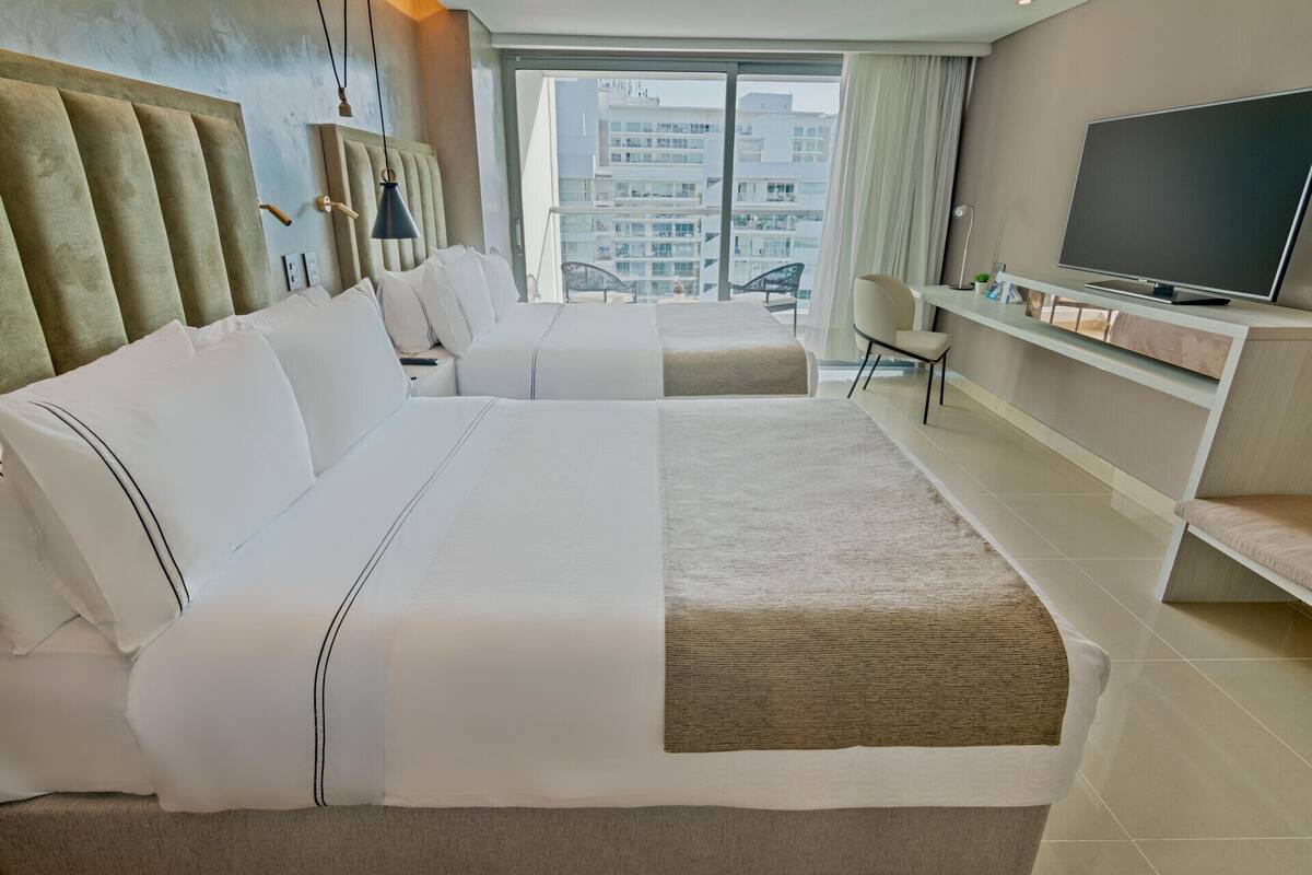 Premium bedding, minibar, in-room safe, desk