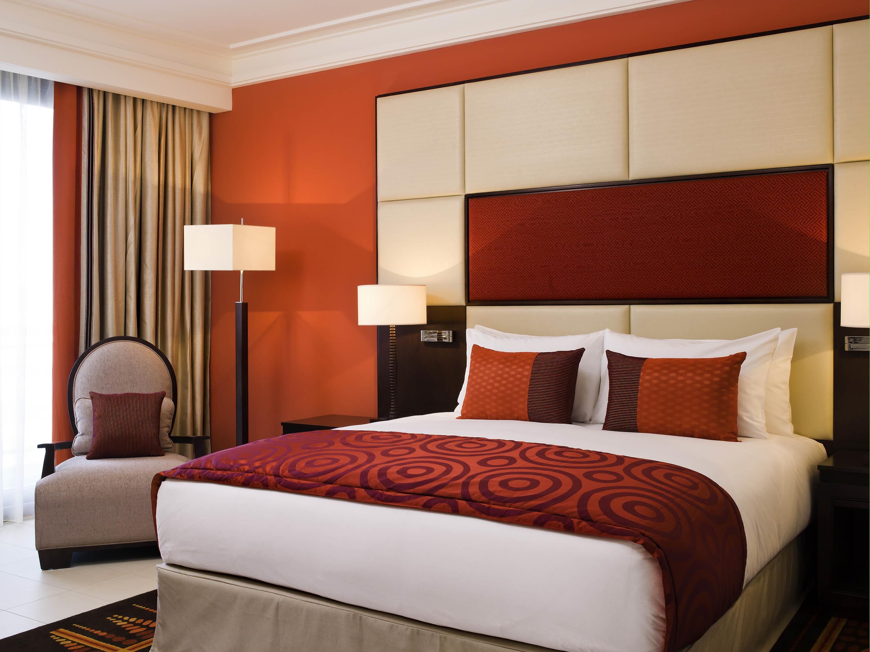 Egyptian cotton sheets, premium bedding, down duvets, minibar