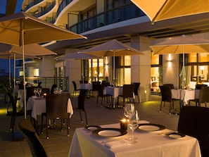 4 restaurants, breakfast, lunch, dinner served; French cuisine