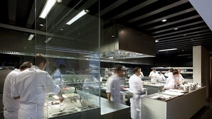 2 개의 레스토랑, 아침 식사, 점심 식사 및 저녁 식사 제공