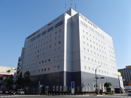 Exterior. Yonago Washington Hotel Plaza