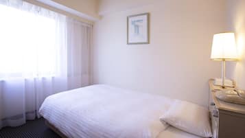 Työpöytä, pimennysverhot, silitysrauta/-lauta, ilmainen Wi-Fi