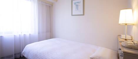 Desk, blackout drapes, iron/ironing board, free WiFi