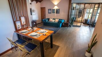 Apartamento luxo, 1 cama Queen e sofá-cama | Cozinha privada