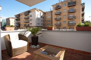 Suite – junior, 1 soverom, byutsikt | Balkong