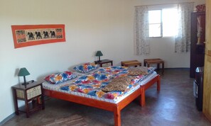 1 habitación y ropa de cama