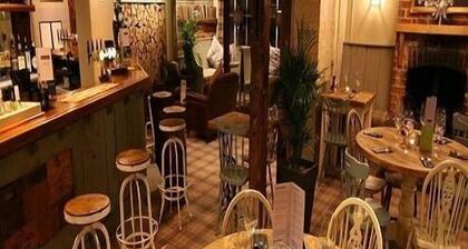 The Fox & Hounds