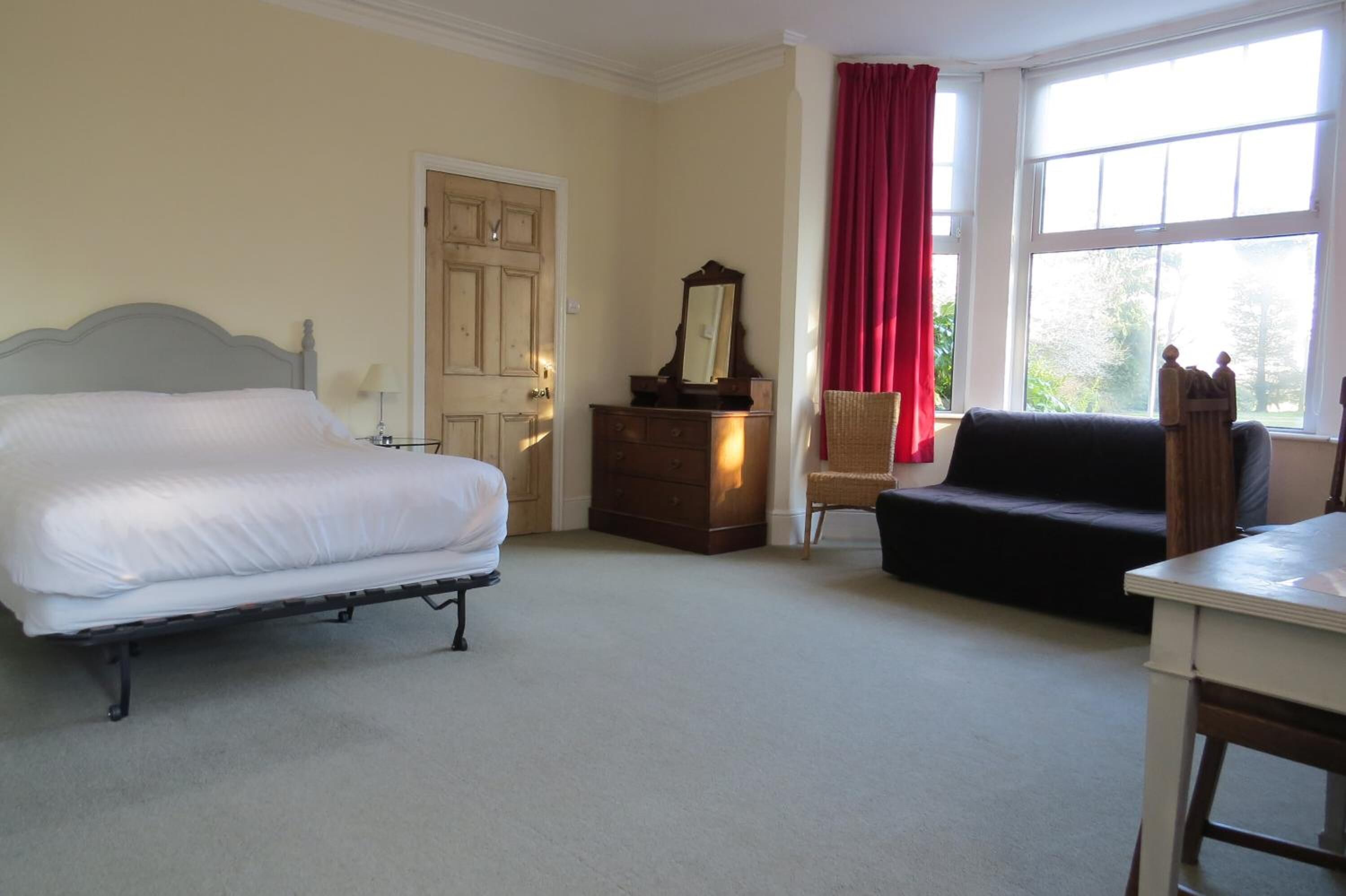 Premium bedding, individually decorated, individually furnished, desk