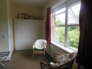 Family Double or Twin Room | Premium bedding, individually decorated, individually furnished, desk - Furtho Manor Farm (Milton Keynes)