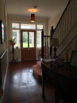 Interior - Furtho Manor Farm (Milton Keynes)