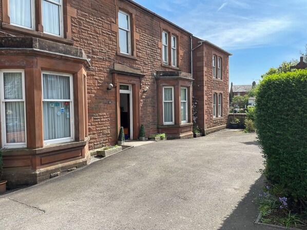 Exterior - Hamilton House (Dumfries)