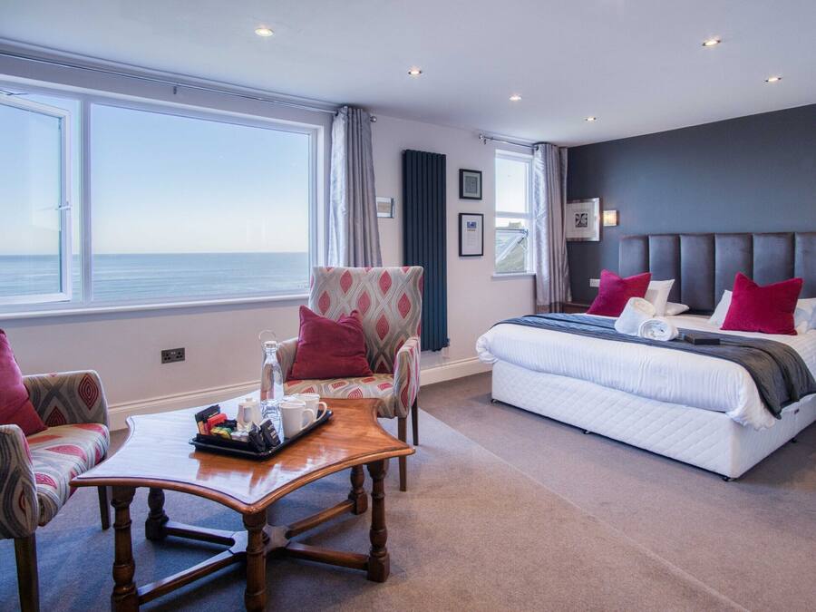Superior Penthouse, Ensuite, Sea View