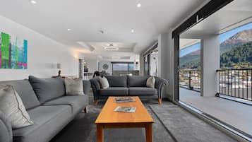 Loftsleilighet – deluxe, 3 soverom (Earnslaw) | Sengetøy av topp kvalitet, individuelt dekorert og individuelt innredet