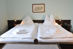 In-room safe, desk, cots/infant beds, rollaway beds