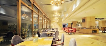 Waika Hotel
