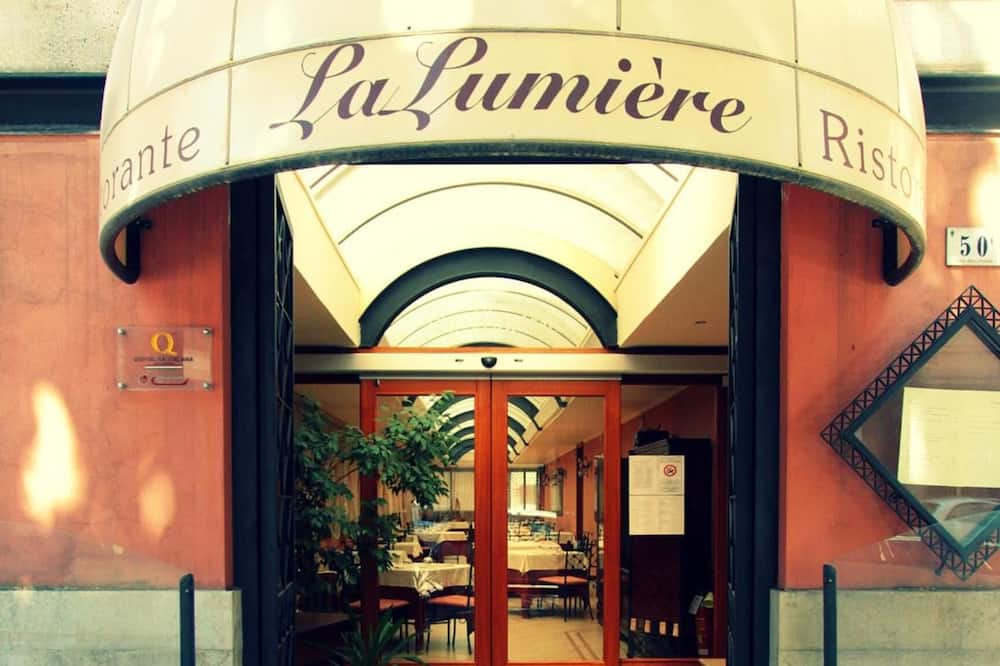 Hotel de Paris