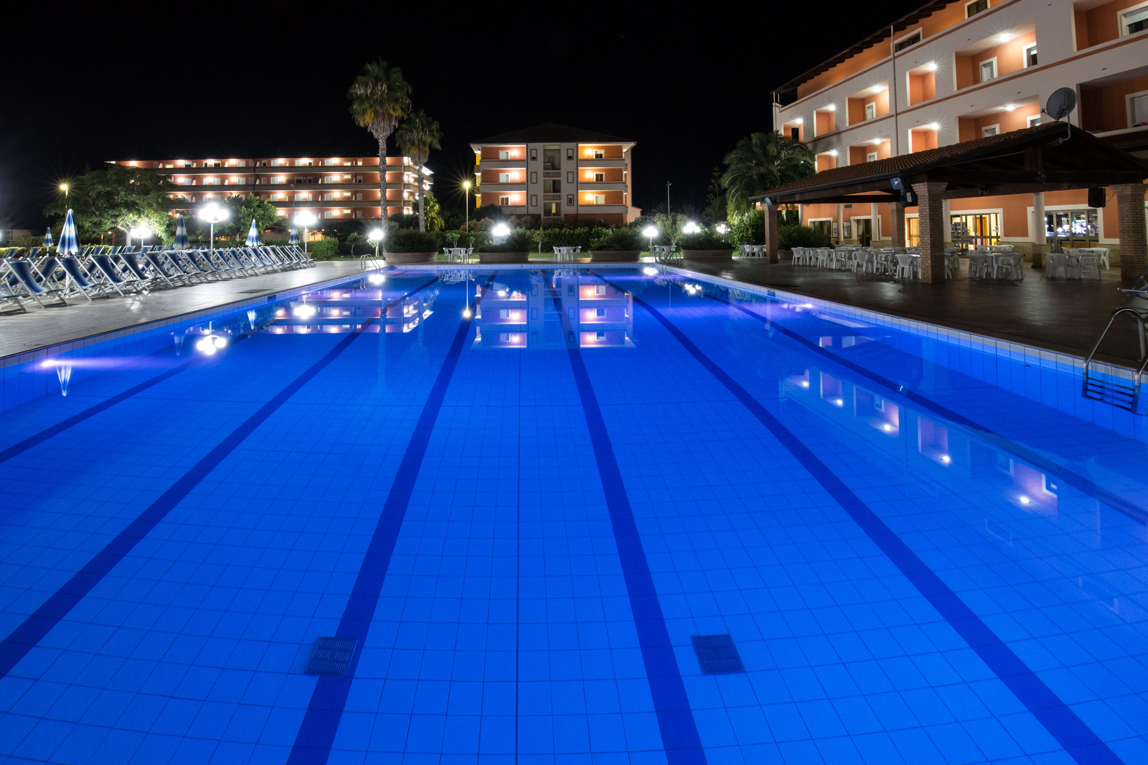 3 outdoor pools, pool umbrellas