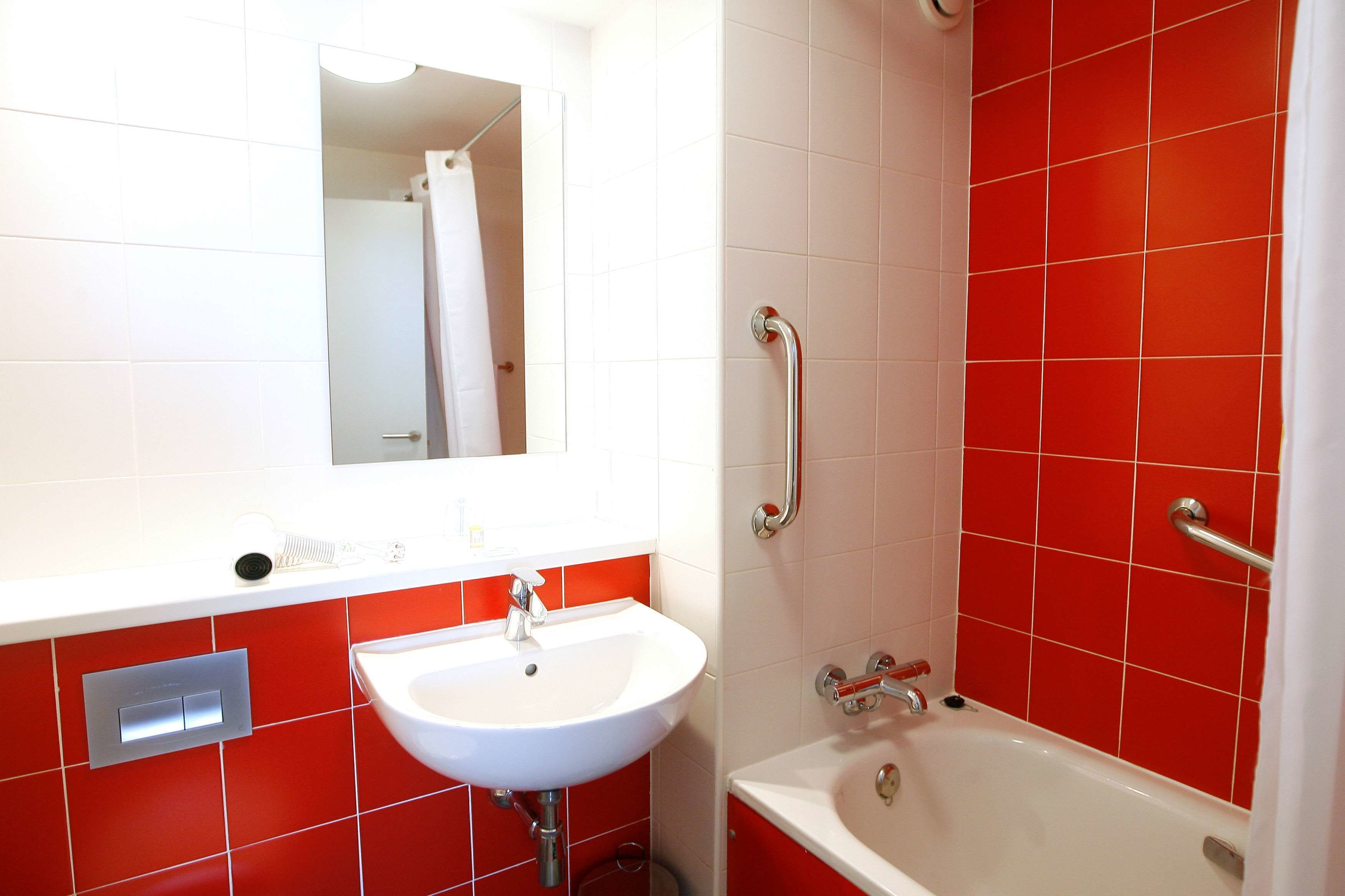 family room (min 3 people occupancy) | desk, blackout curtains, soundproofing, iron/ironing board