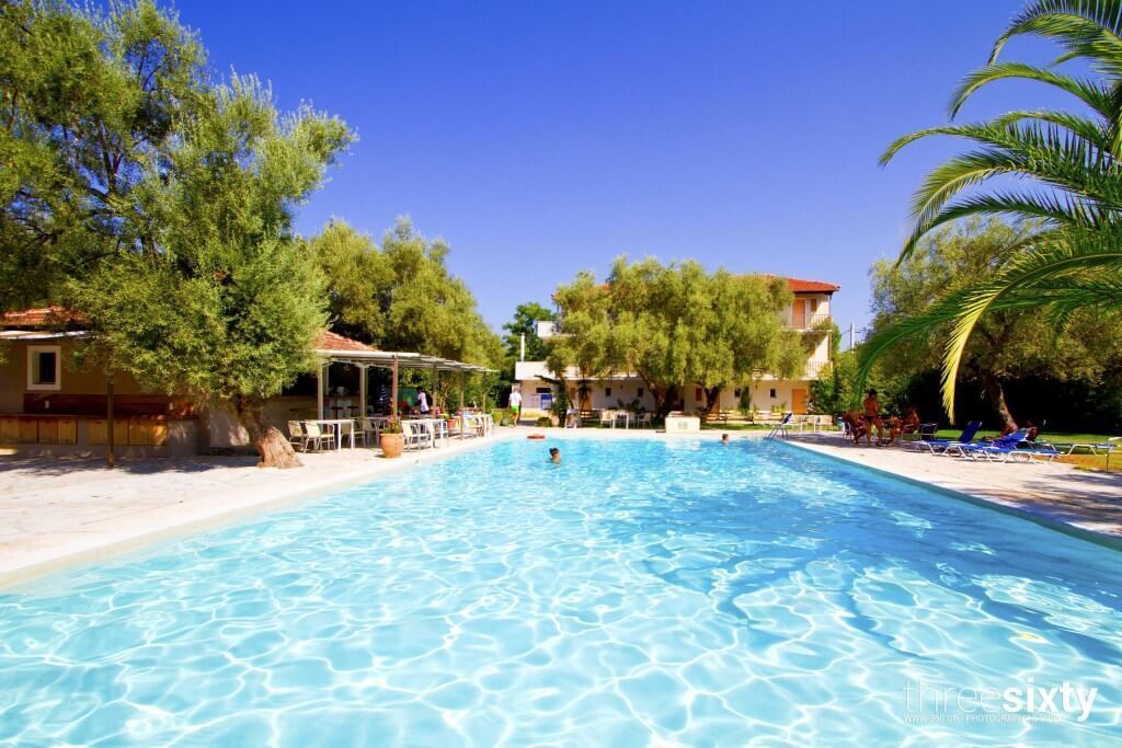 outdoor pool, pool umbrellas