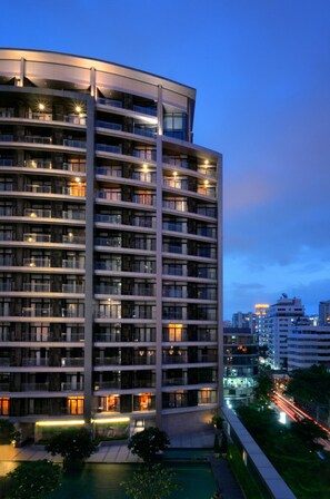 Front of property - evening/night