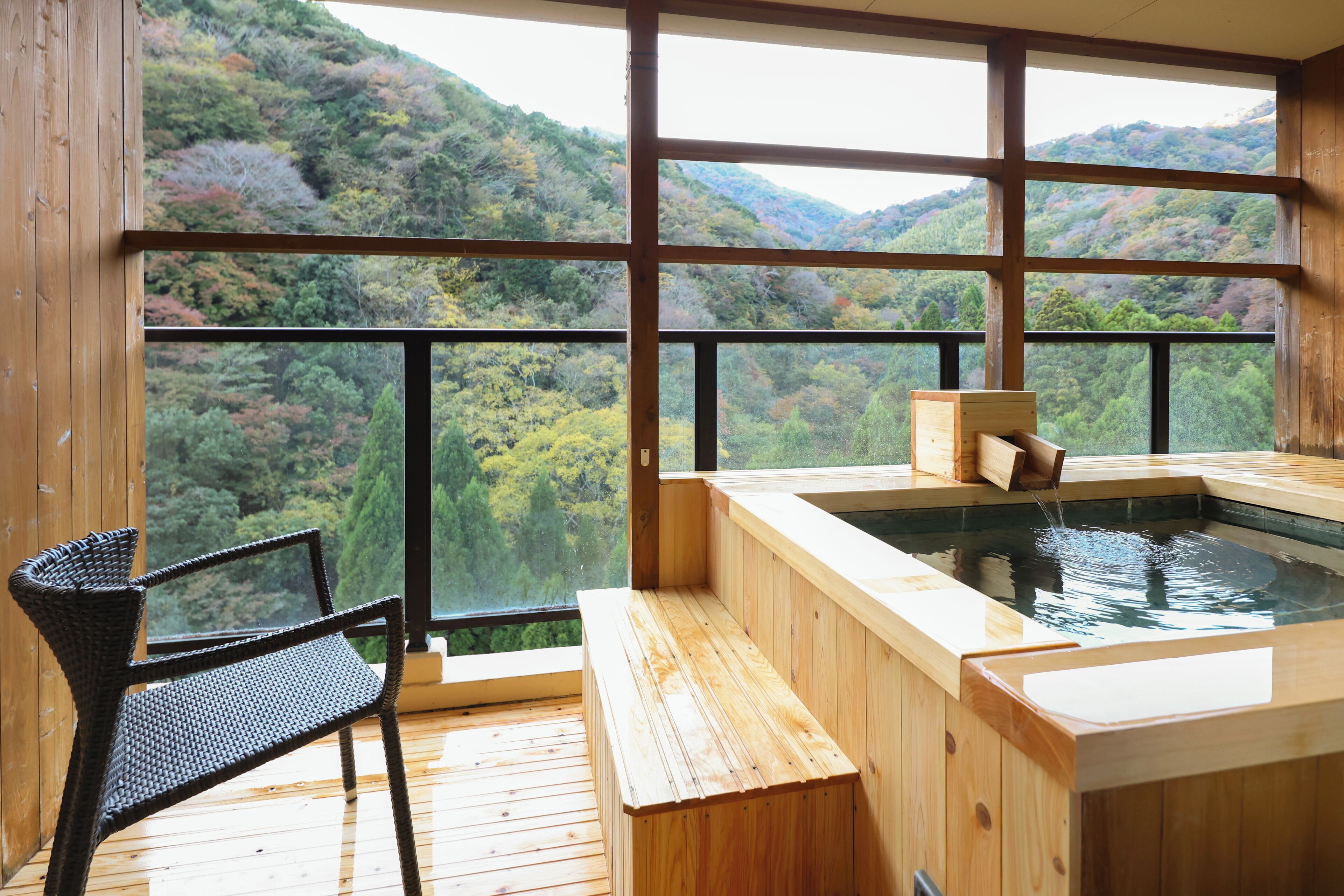 Tradisjonelt rom, ikke-røyk (Japanese-style room,50 sqm) | Safe på rommet, skrivebord og skrivebord for bærbar PC