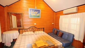 Edredón, decoración personalizada y escritorio