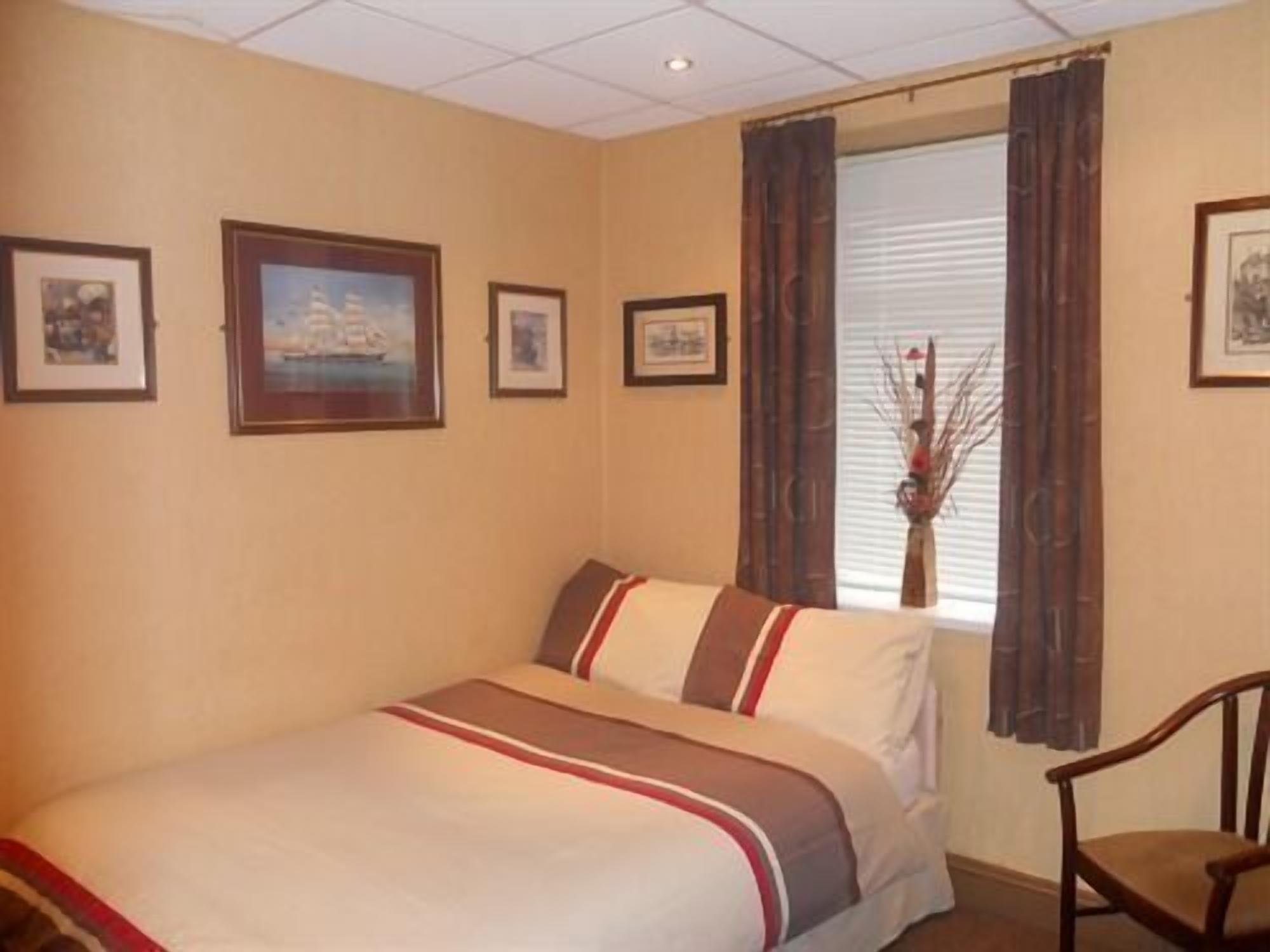 Doppia uso singolo, bagno in camera