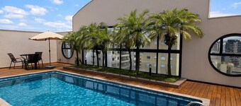 Tsue The Palace Flat