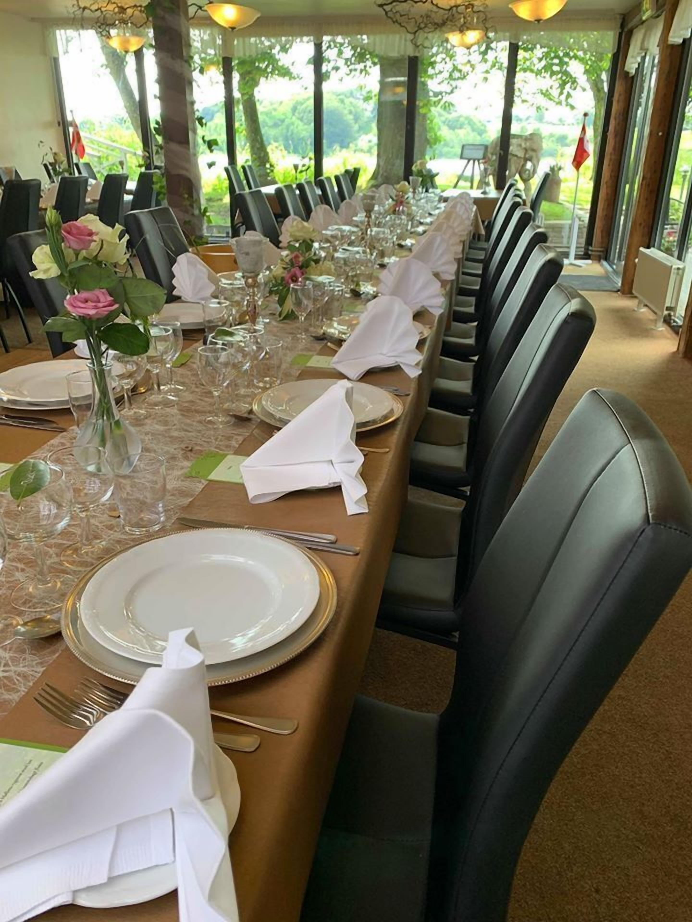 Banquet hall