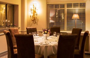 Breakfast, lunch, dinner served; British cuisine, garden views  - The Ryebeck Country House & Restaurant (Windermere)