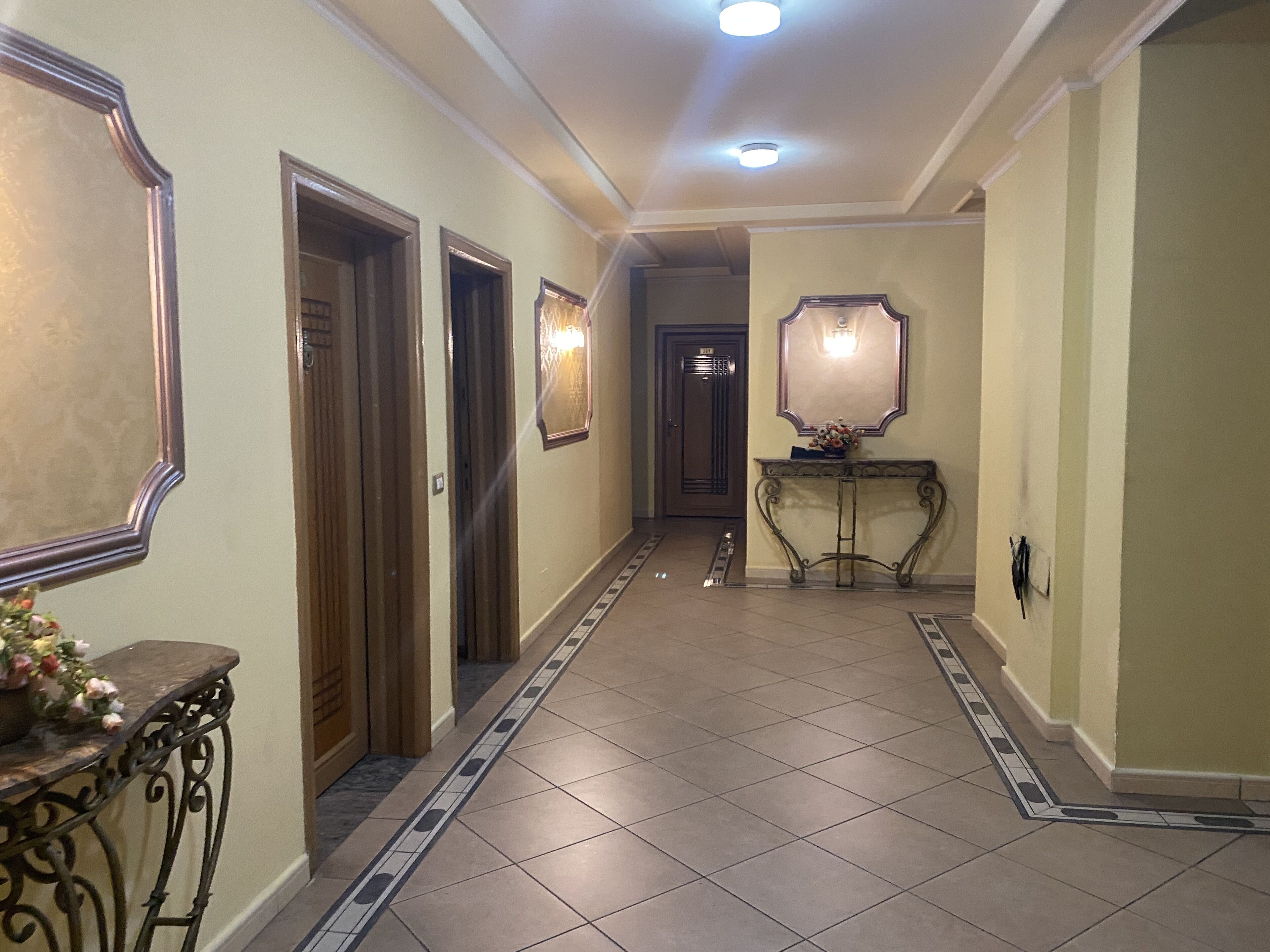 premium bedding, desk, free wifi, bed sheets