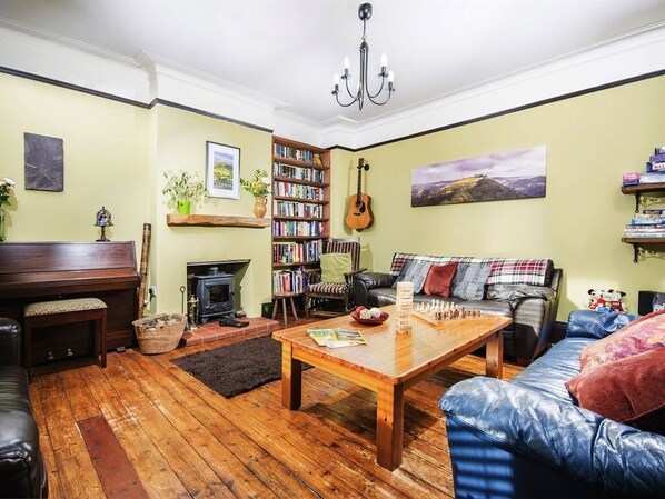 Lounge - Llangollen Hostel (Llangollen)