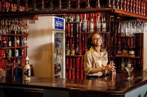 Bar (en la propiedad)