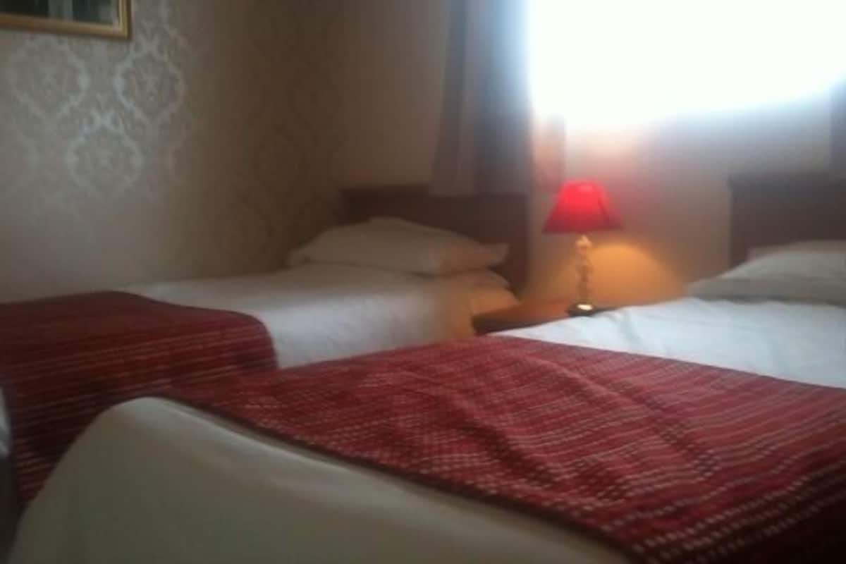 Twin Room, Ensuite
